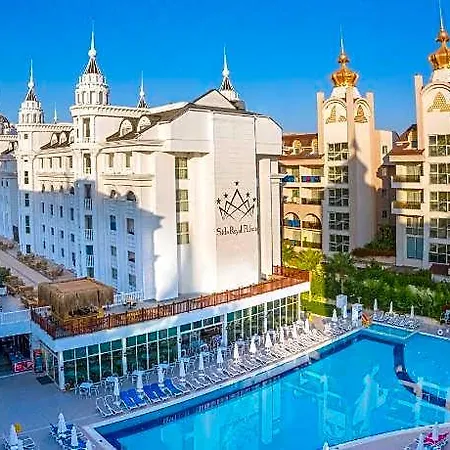 Feriested Royal Palace 5*