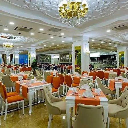 Royal Palace 5* Side