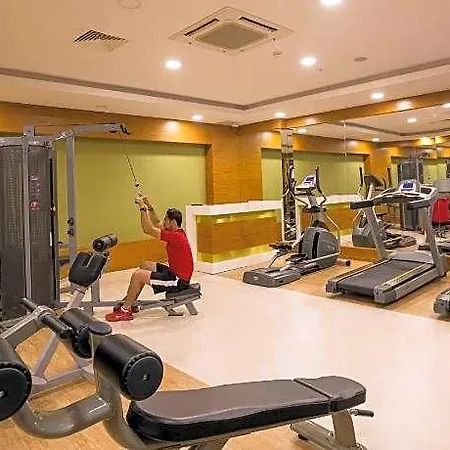 Royal Palace 5*
