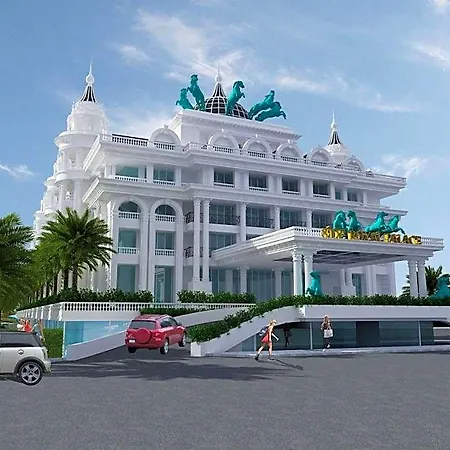 Station touristique Royal Palace 5*