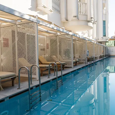 Royal Palace Station touristique Sidé