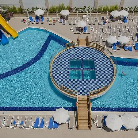 Royal Palace 5* Sidé