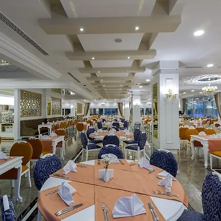 Complex Royal Palace 5*