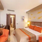 Royal Palace 5*