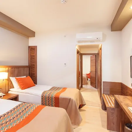 Feriested Royal Palace 5*
